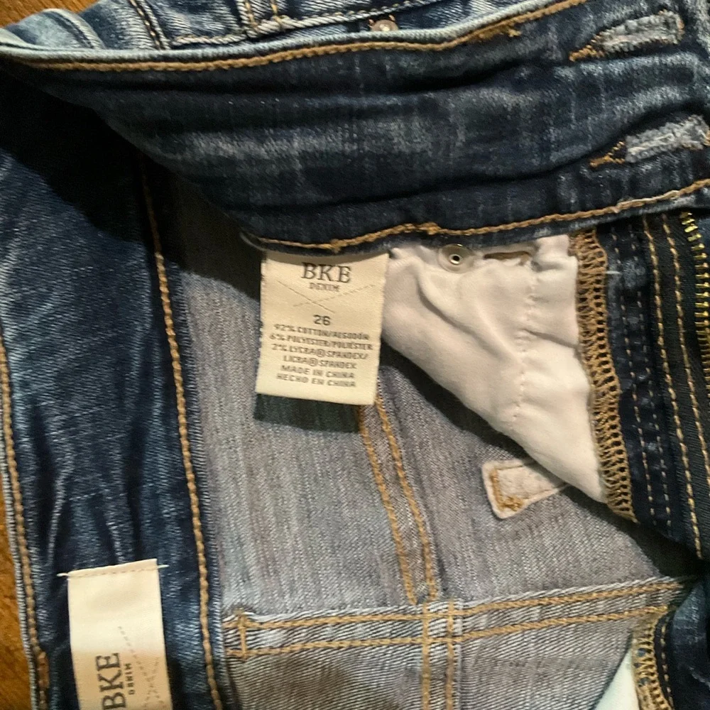 BKE Blue Jean Shorts Distressed Cut-Off Style - Picture 3 of 4